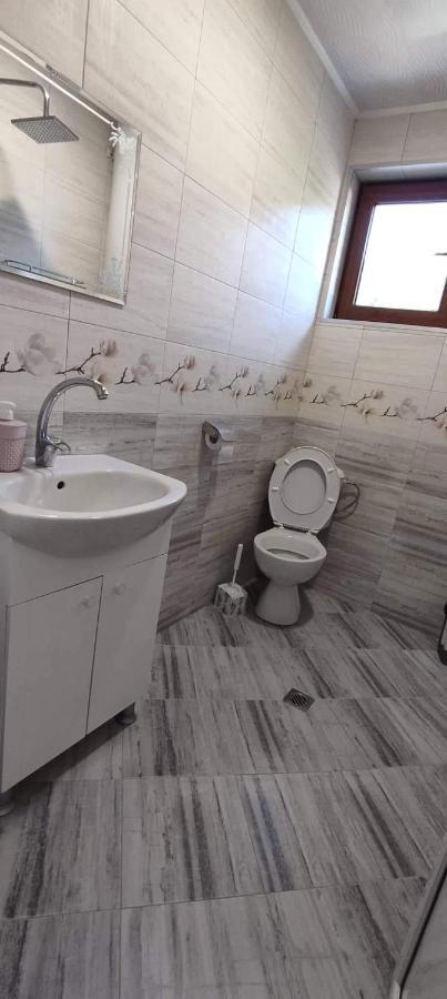 Guest House Proynovi Kałofer Zewnętrze zdjęcie