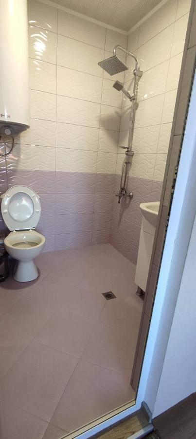 Guest House Proynovi Kałofer Zewnętrze zdjęcie